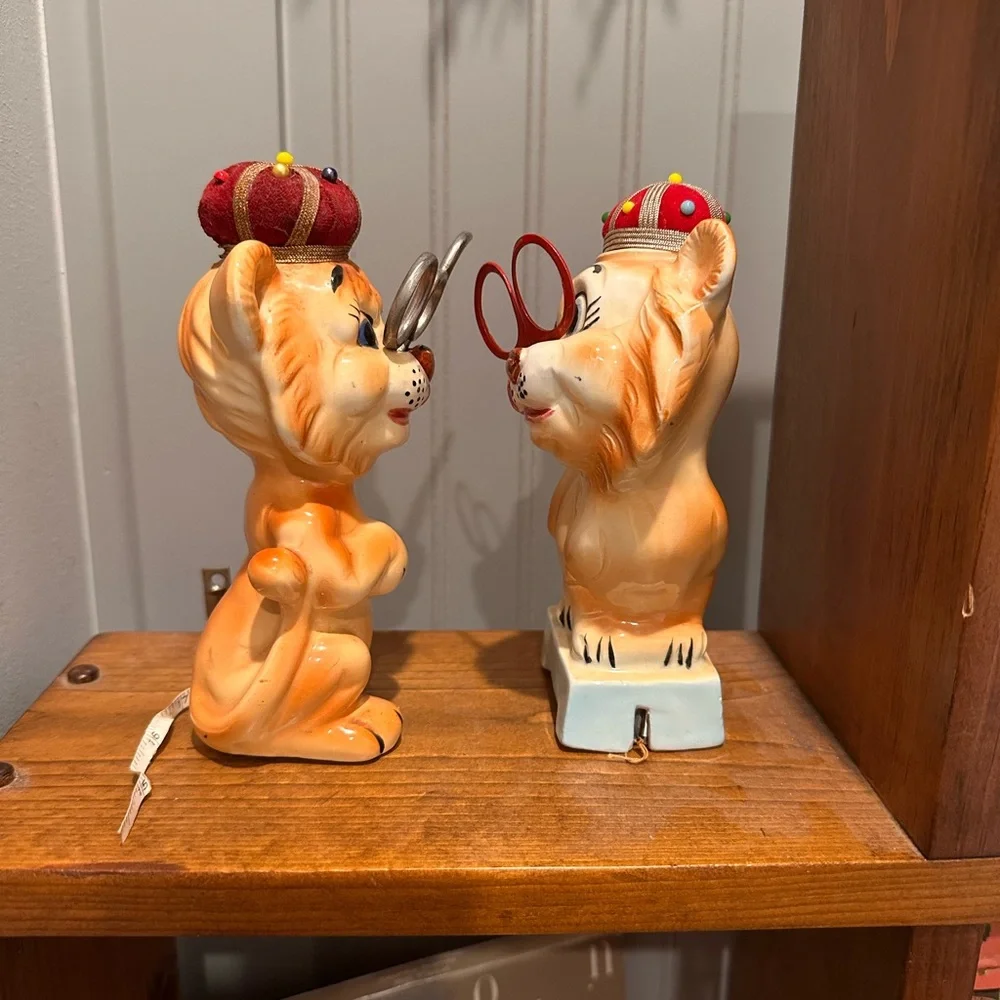 MCM Tilso Tiger and Lion Sewing Caddy’s - Picture 4 of 4